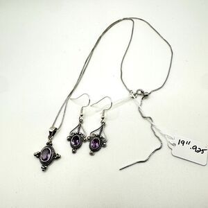 Beautiful sterling silver and oval cut amethyst necklace and earring set!
